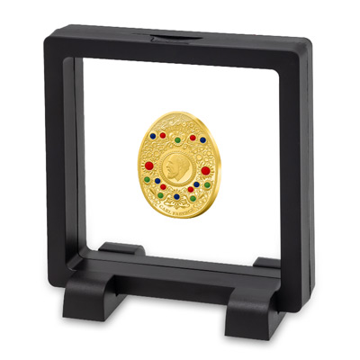 Veľkonočná pozlátená minca Fabergé s farebnou aplikáciou